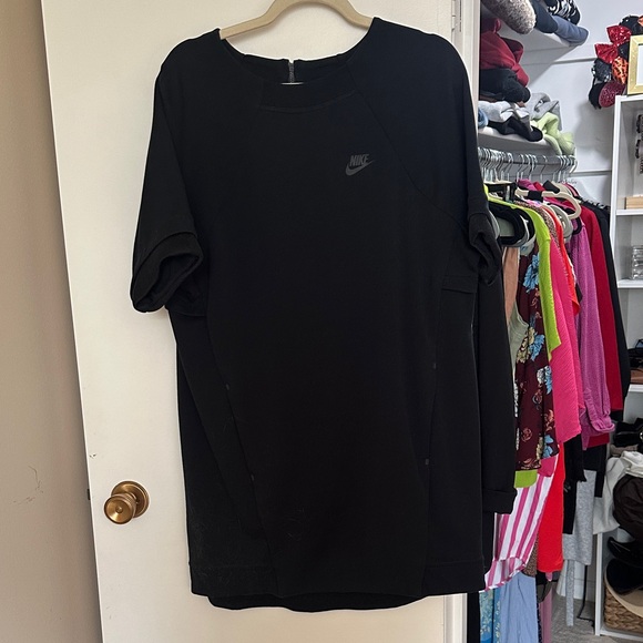 Nike Black Casual Dress - Picture 1 of 6